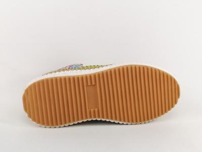 Baskets colorées originales femme destockage XTi 143902 vert à pas cher semelle confort