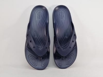 Tong CROCS homme destockage 207713 marine à pas cher grande taille confortable