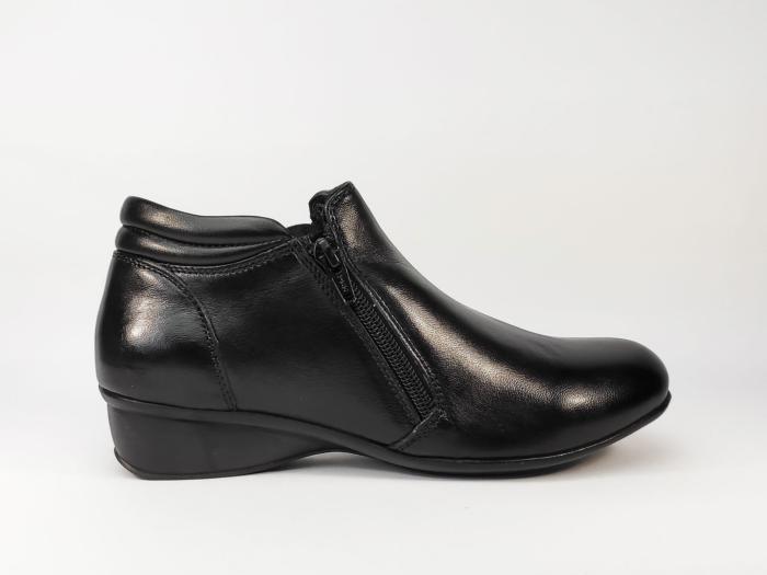 Bottillon d'hiver en cuir noir destockage LUXAT Exalite pour femme
