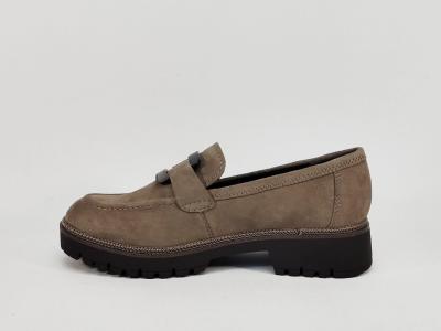 Mocassin élégant femme cuir nubuck taupe confortable chic destockage TAMARIS 24722 à pas cher