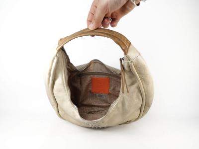 Sac épaule femme tendance beige en destockage REFRESH 183357 à pas cher