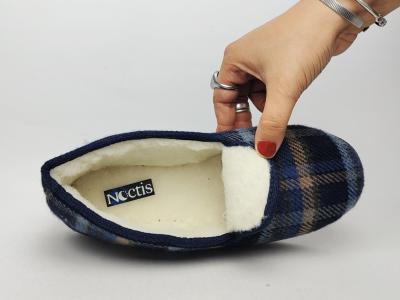 Charentaise homme chausson fourré en laine NOCTIS Bonsoir à pas cher marine à carreaux