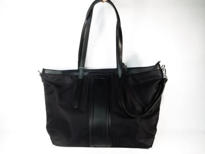 Grand sac bandoulière femme chic noir en destockage REFRESH 183390 pas cher