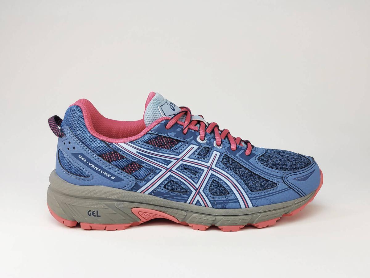 chaussure trail asics