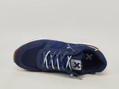 Chaussures homme sans lacets toile marine confortable en destockage XTi 144147 à pas cher tendance