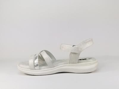 Sandale femme/fille tendance en destockage XTi 57202 blanc