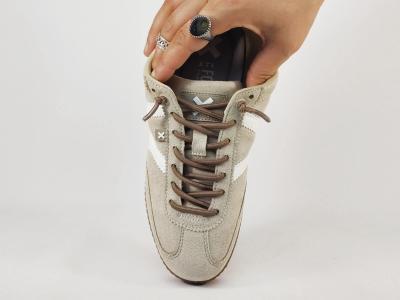 Basket beige femme sans lacets confortable et tendance destockage XTi 144170 à pas cher
