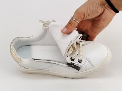 Basket femme cuir blanc souple et confortable à pas cher destockage COTEMER elkena cuir plissé effet vieilli
