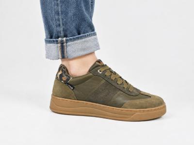 Basket kaki femme tendance confortable destockage REFRESH 172954 à pas cher leopard