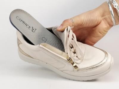 Basket confortable femme pied large cuir souple beige CAPRICE 23765 