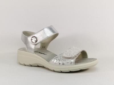 Sandale pied large femme chic et confortable cuir argent destockage HUSH PUPPIES 508680  velcro