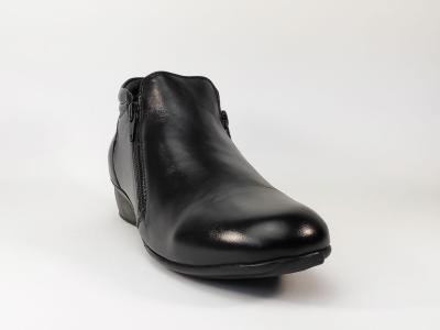 Bottillon d'hiver en cuir noir destockage LUXAT Exalite pour femme
