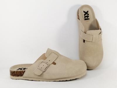 Sabots cuir femme daim beige clair destockage XTi 142871 confortable à pas cher