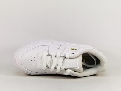 Basket blanche femme PUMA cali dream en destockage à pas cher confort 38315701