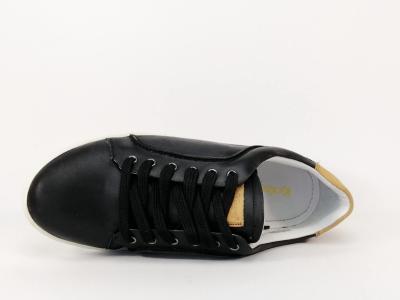 Baskets homme en cuir noir destockage KICKERS Lympid