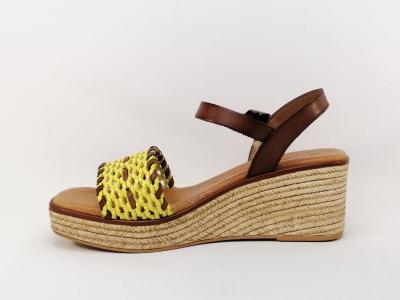 Sandale femme compensée tendance cuir jaune et camel JORDANA 3672