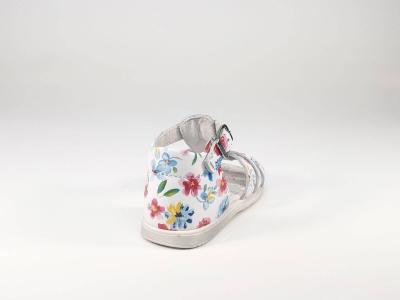 Sandale en destockage cuir blanc motif fleuri pour fillette BOPY Rosana
