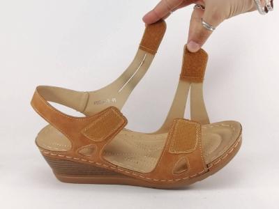 Sandale femme à talon pas cher grande taille CINK ME DM008-3 à velcro camel