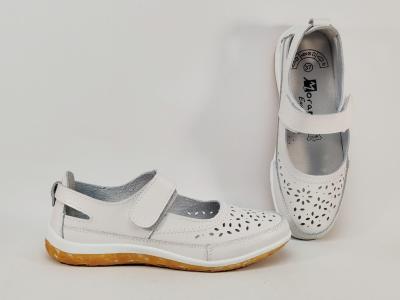 Babies femme cuir souple beige confortable ajouré à scratch MORAN'S walysia