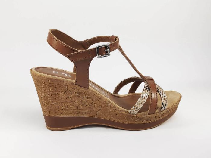 sandale marron talon carré