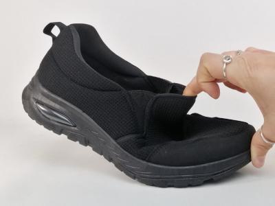 Chaussure sans lacets homme en toile noire à pas cher COMPLICES foxit souple