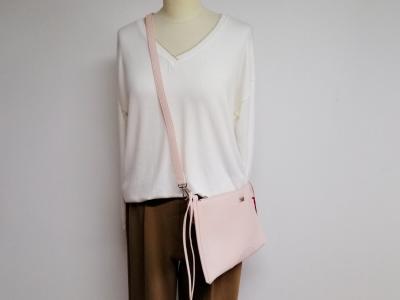 Sac pochette femme bandoulière nude destockage XTi 184626 à pas cher