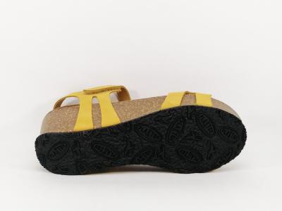 Sandale compensée cuir jaune femme à velcro PLAKTON so tabarca
