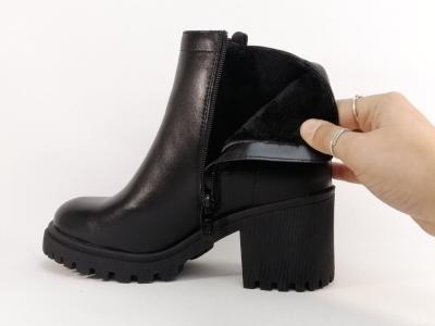 Bottine noire femme à talon chic, confortable, tendance et fourrée TOM TAILOR 6390440005
