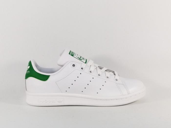 Basket stan smith femme en destockage ADIDAS à pas cher cuir blanc vert