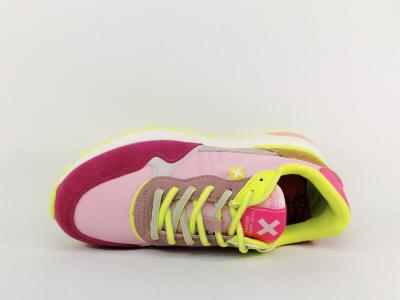 Sneakers femme tendance colorée originale en destockage XTi 143663 confortable à pas cher