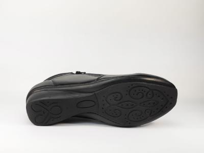 Bottillon d'hiver en cuir noir destockage LUXAT Exalite pour femme