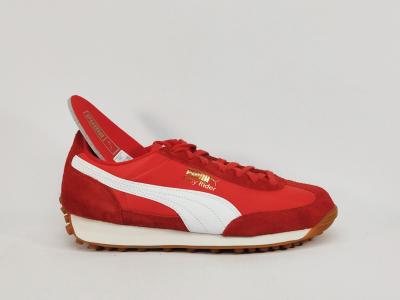 Basket rouge homme PUMA easy rider vintage en destockage à pas cher