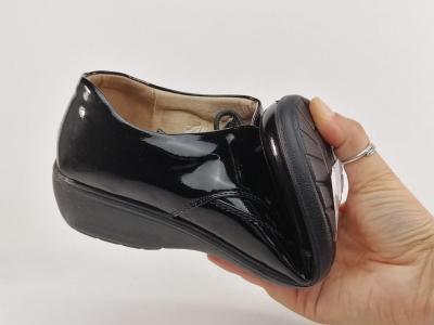 Derby femme vernis noir à pas cher souple et confortable intérieur cuir SWEET'R Colora