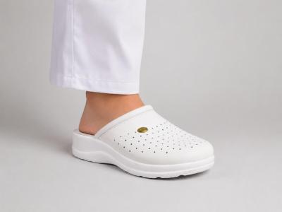 Sabot femme cuir confort blanc infirmière souple à pas cher RELAXITY Iode - fabrication Italie