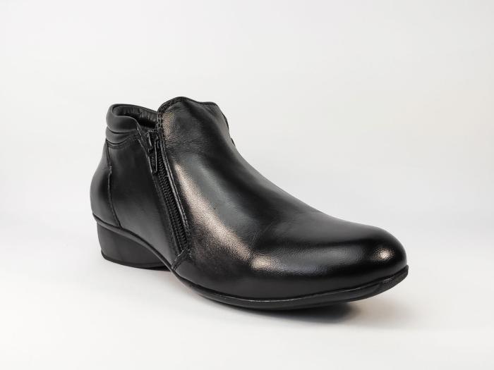 Bottillon d'hiver en cuir noir destockage LUXAT Exalite pour femme