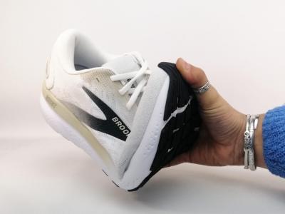 Chaussure running homme destockage BROOKS ghost 16 confortable à pas cher