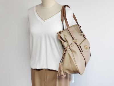 Sac épaule femme grandes anses chic tendance taupe en destockage XTi 184545 à pas cher