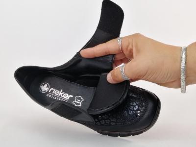 Chaussure hallux valgus femme pieds sensibles et larges RIEKER 537C0 cuir souple