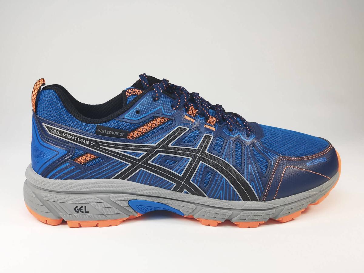 chaussures trail asics