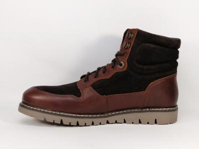 Boots homme en cuir marron waterproof destockage KICKERS Kick mountain