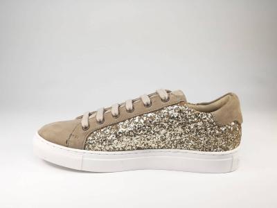 Tennis en cuir taupe et or à lacets en destockage TROPEZIENNES Norton pour femme