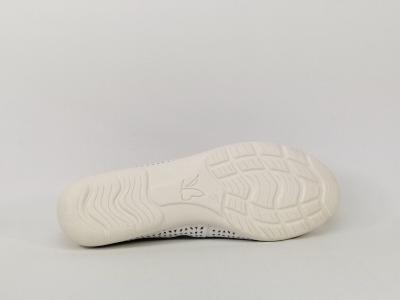 Ballerine confort en cuir blanc CAPRICE 22151 largeur G pour femme