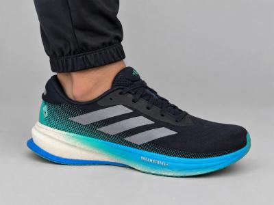 Chaussure de running homme grande pointure ADIDAS supernova en destockage à pas cher toile noire