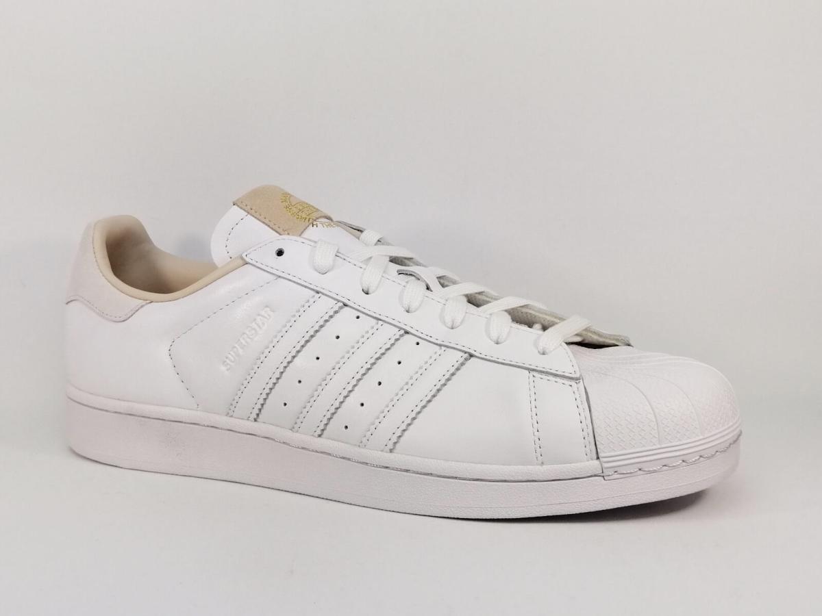 Baskets Adidas Superstar en cuir blanc et à lacets plats