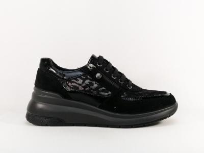 Basket noire femme très confortable en cuir compensée habillée destockage IMAC 6085403