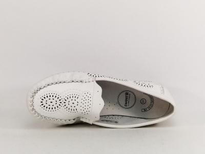 Mocassin femme cuir blanc souple et confortable SWEET'R mapa à pas cher