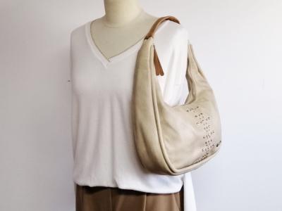 Sac épaule femme tendance beige en destockage REFRESH 183357 à pas cher