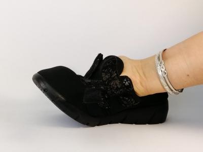 Chaussure pieds larges et sensibles femme très souple et confortable noir à velcro BOISSY 2291